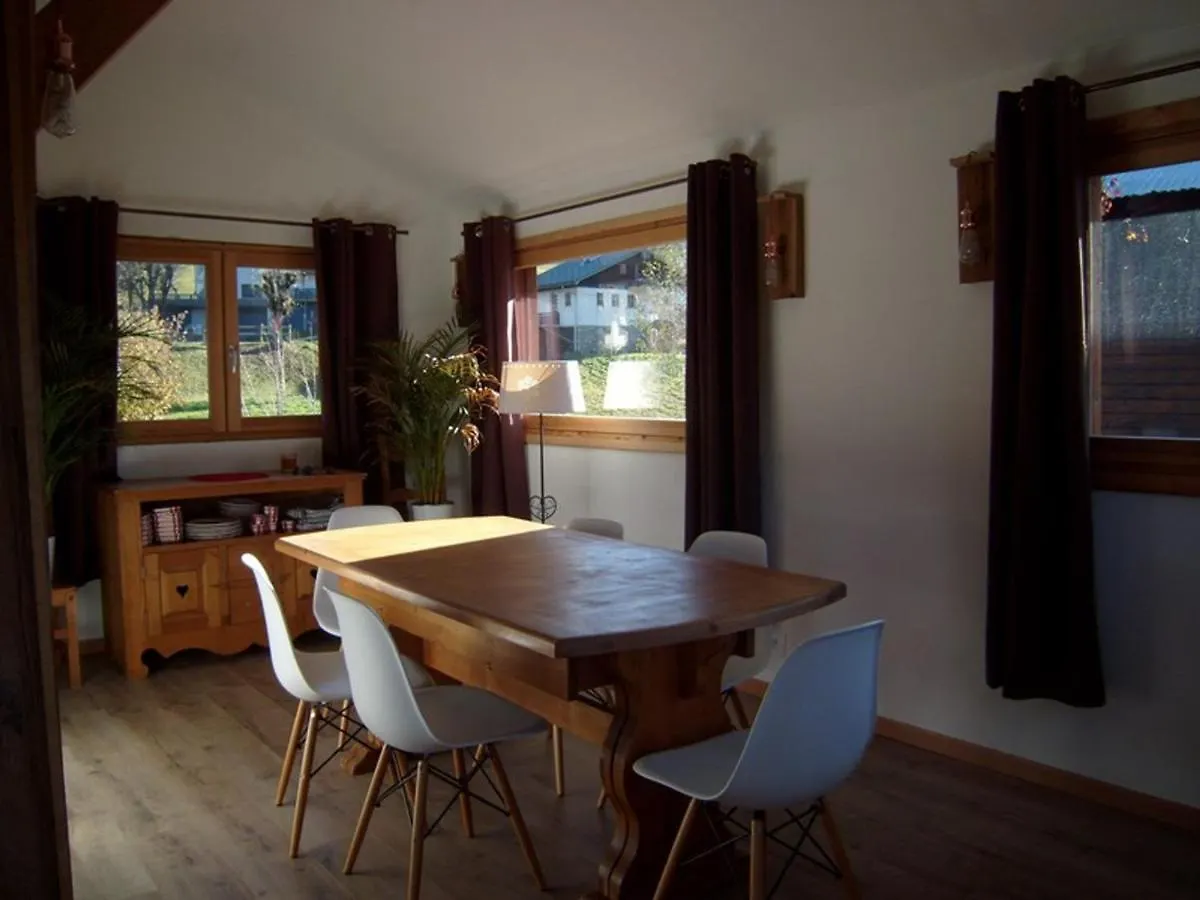Chalet 10 Personnes Au Centre Village Avec Wifi Et Parking - Fr-1-733-34 Crest-Voland 0*,  France